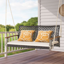 Load image into Gallery viewer, Banc Suspendu de Jardin en Rotin 2 Place Accoudoirs en Bois d'Acacia Cadre en Métal Coussin Cordes Crochets Blanc/Noir -